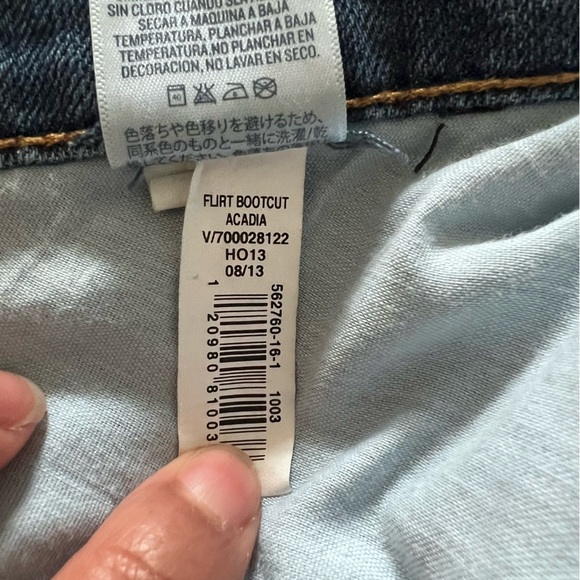 Old Navy ‘The Flirt' Boot-Cut Jeans 'Acadia' Wash |Size 10 Long| - Picture 5 of 6